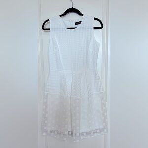 NEW Ivanka Trump Elegant White Sleeveless Dress - Size 6